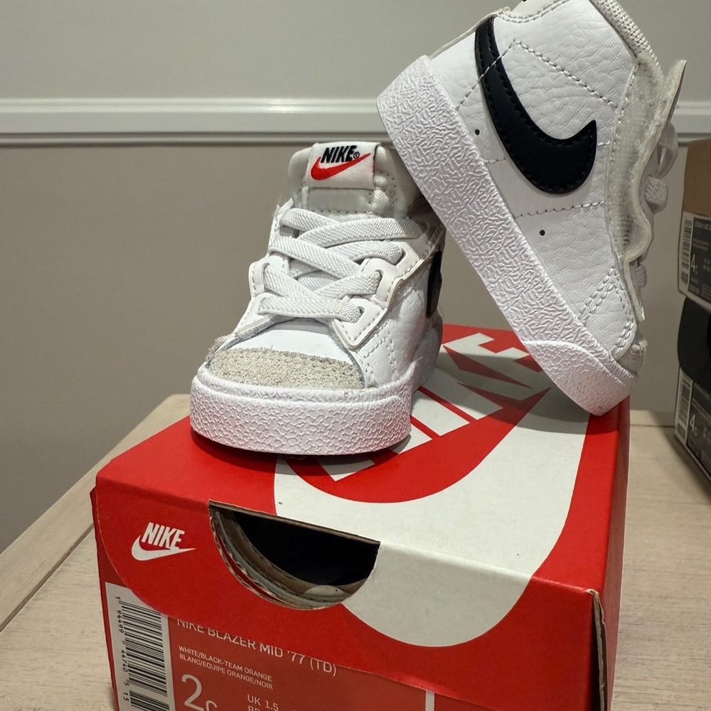 Nike Kids Blazer Mid '77 White Black Sneakers